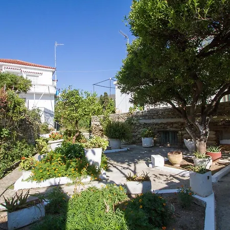 La Maison Du Capitaine Mesaria (Andros)